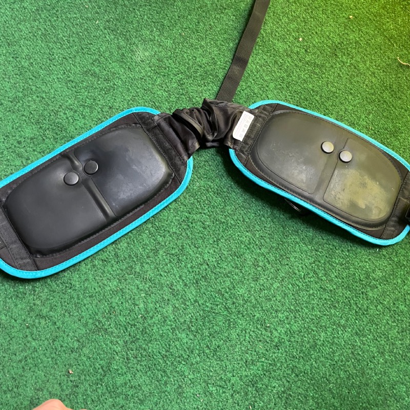 EMS-Trainingsgürtel: "Corefit II" von Beurer im Review von Beurer ©https://dadslife.de