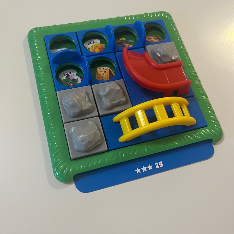 Logikspiel: "Friends: Versteckspiel" von ThinkFun im Review von ThinkFun ©https://dadslife.de