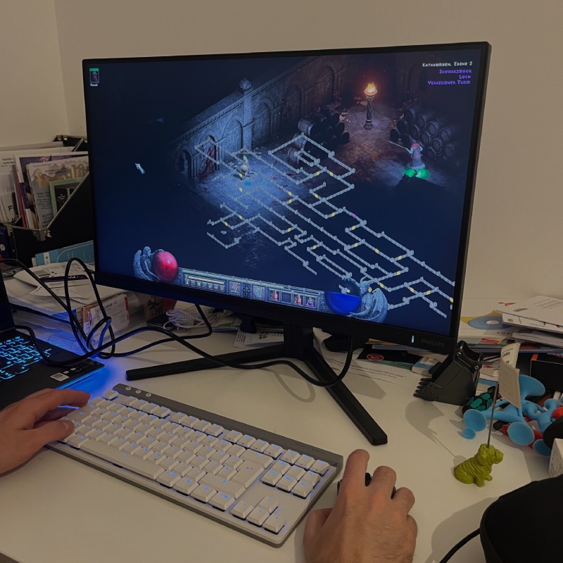 Gaming-Monitor: "Evnia 25M2N3200U (24,5 Zoll)" von Philips im Review von Philips ©https://dadslife.de