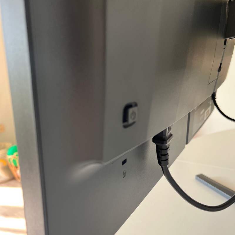 Gaming-Monitor: "Evnia 25M2N3200U (24,5 Zoll)" von Philips im Review von Philips ©https://dadslife.de
