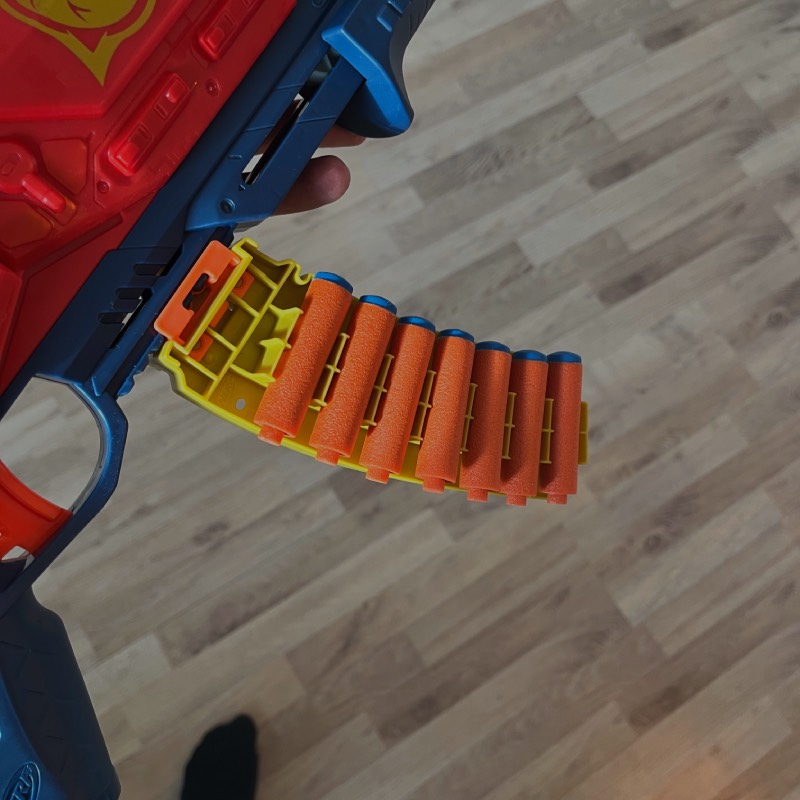 Blaster: "Loadout Shadowspeed Recon" von Nerf im Review von Nerf ©https://dadslife.de