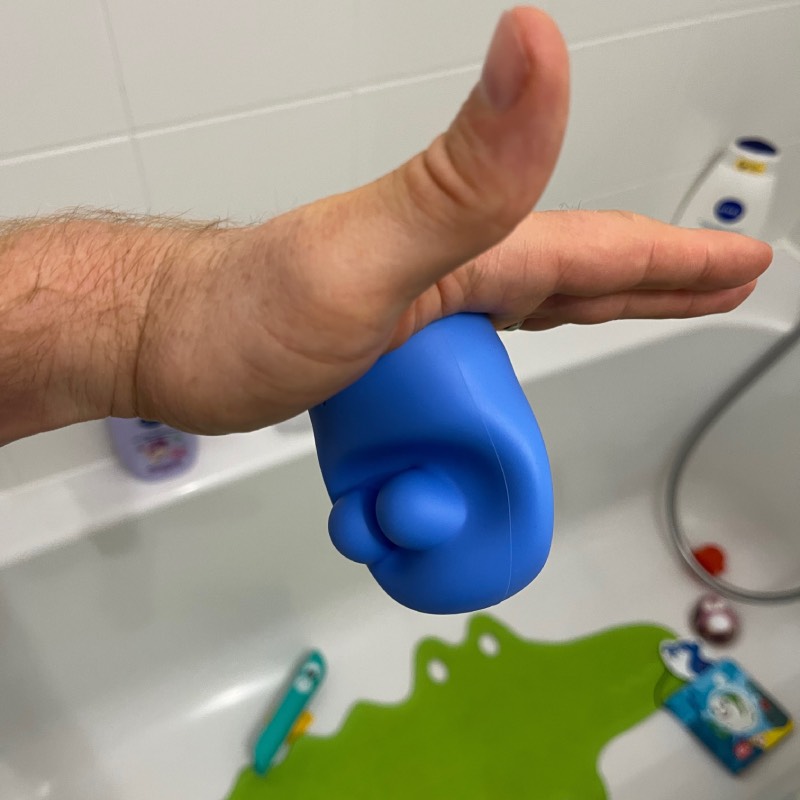 Badespielzeug: "Nilpferd Squeezi" von Quut im Review von Quut ©https://dadslife.de