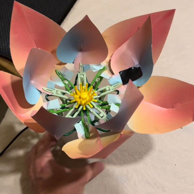 Experimentierkasten: "Robotic Flower" von Kosmos im Review von Kosmos ©https://dadslife.de