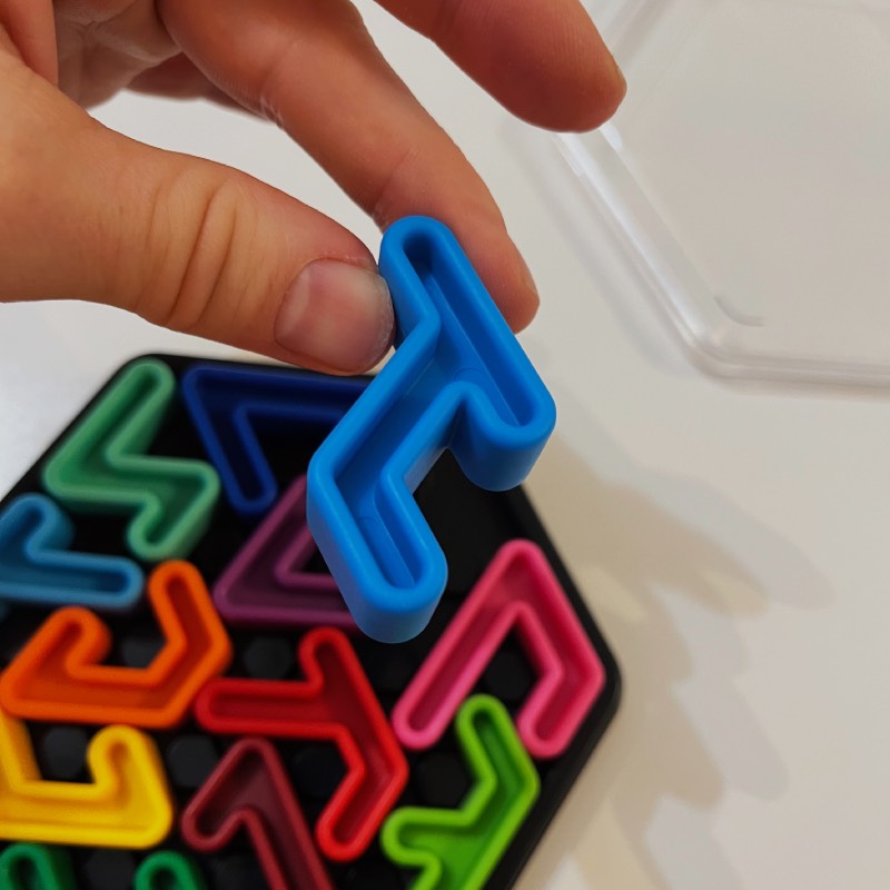 Logikspiel: "IQ Hexagon" von SmartGames im Review von SmartGames ©https://dadslife.de