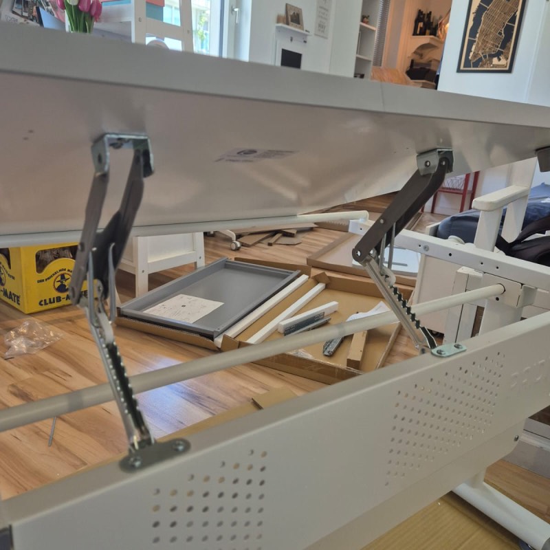 Höhenverstellbarer Kinderschreibtisch "Diego GT" von Paidi ©https://dadslife.de