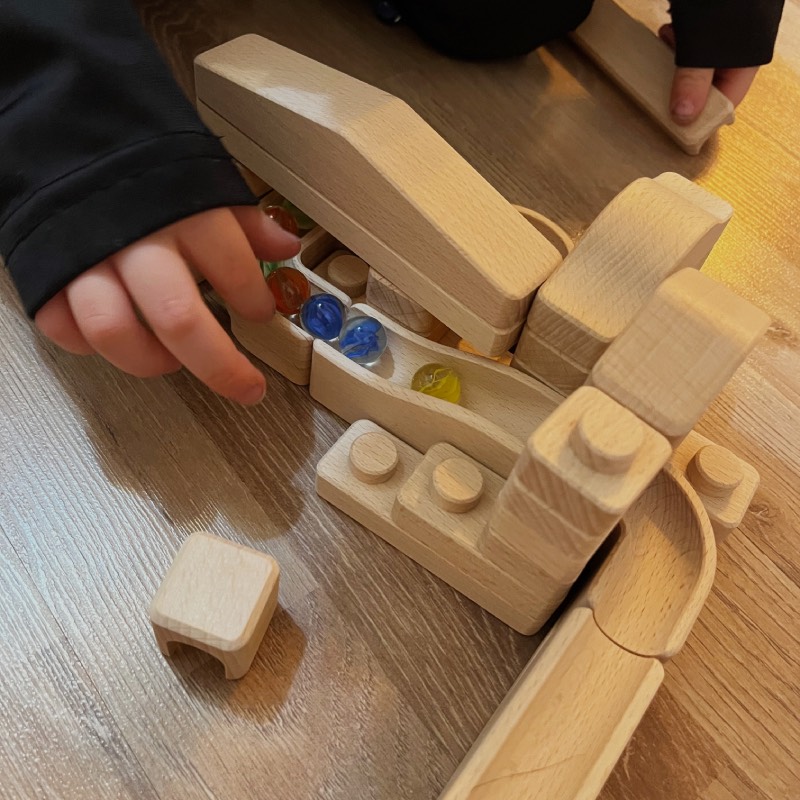 Holz-Murmelbahn: "M2 Basis (145 Teile)" von Baumkinder im Review von Baumkinder ©https://dadslife.de