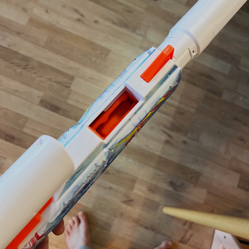 Blaster: "Loadout Arctic Zerostriker" von Nerf im Review von Nerf ©https://dadslife.de