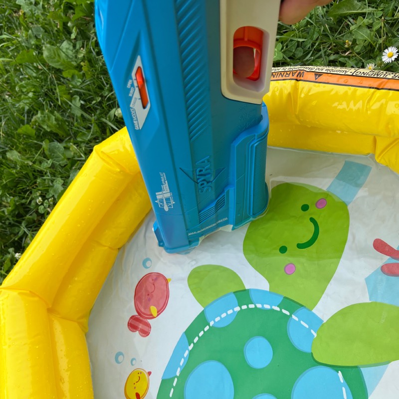 Elektrische Wasserpistole "SpyraThree" von Spyra ©https://dadslife.de