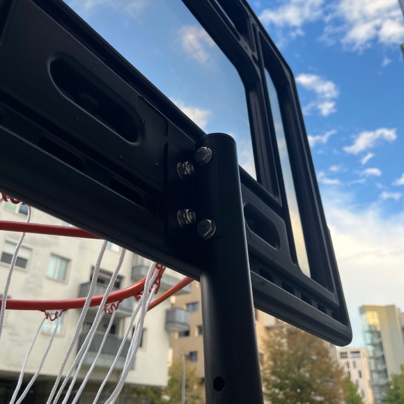 Basketballkorb: "Kinder (155-210 cm)" von Valeness im Review von Valeness ©https://dadslife.de