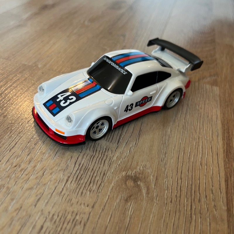 Ferngesteuertes Auto "Mini Drift Car" von wheelfun ©https://dadslife.de