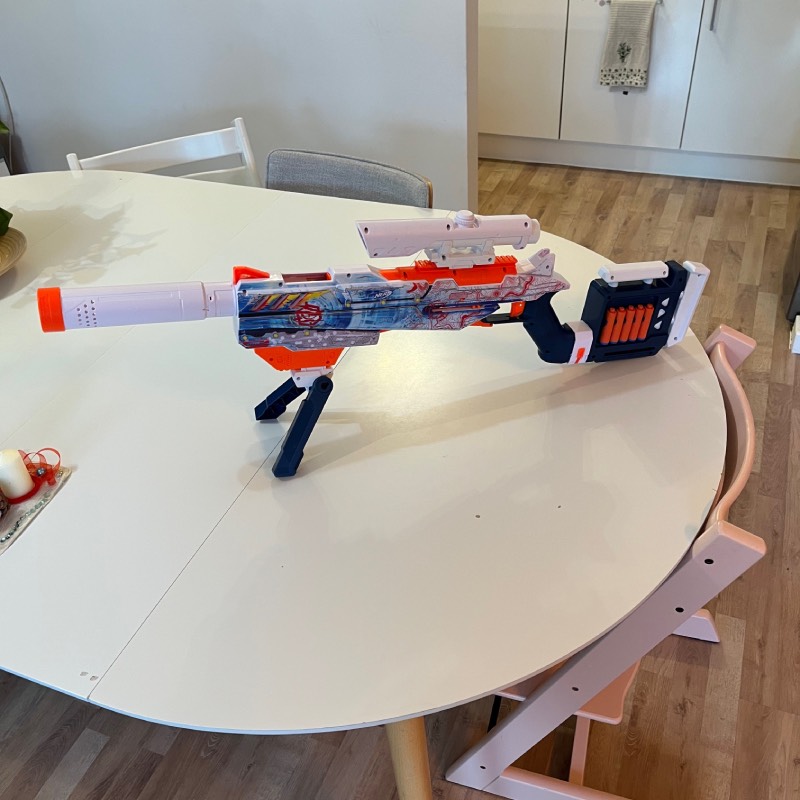 Blaster: "Loadout Arctic Zerostriker" von Nerf im Review von Nerf ©https://dadslife.de