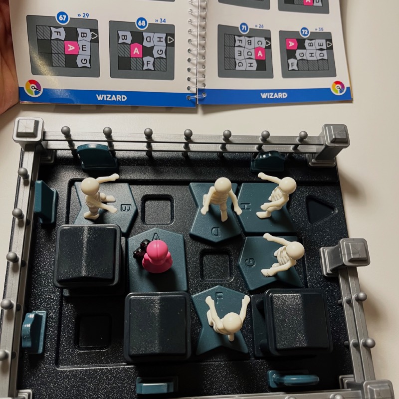 Logikspiel: "Grusel Gruft" von SmartGames im Review von SmartGames ©https://dadslife.de