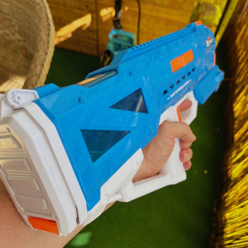 Wasserpistole "X-Shot Hydra Pulse" von Zuru ©https://dadslife.de