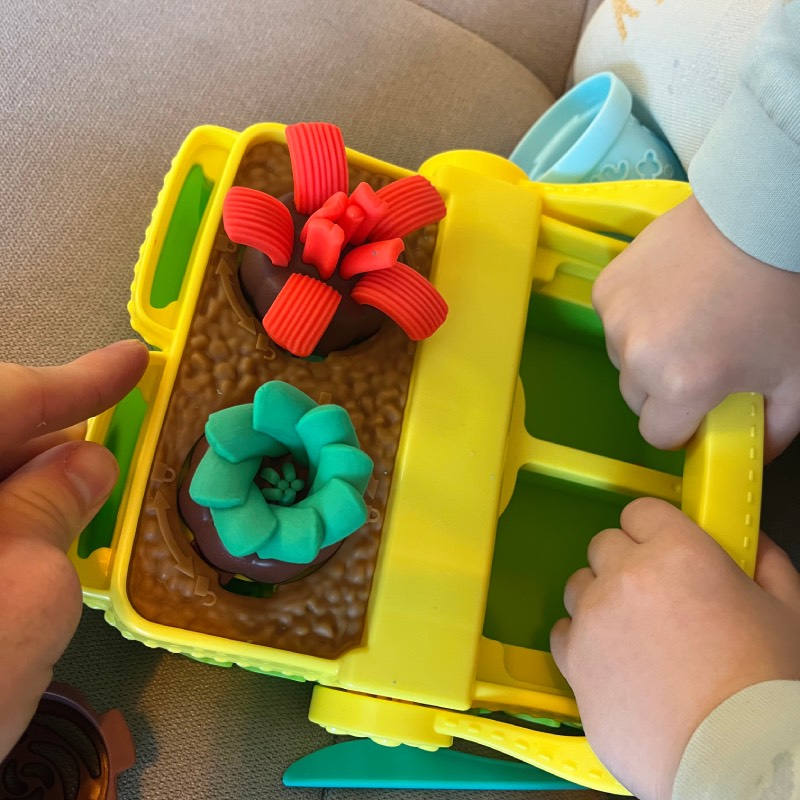 Spielset: "Bunter Blumenspaß" von Play-Doh im Review von Play-Doh ©https://dadslife.de