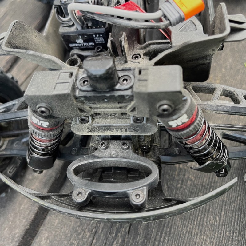 Ferngesteuertes Auto "1/16 Mini Kraton 3S" von Arrma ©https://dadslife.de