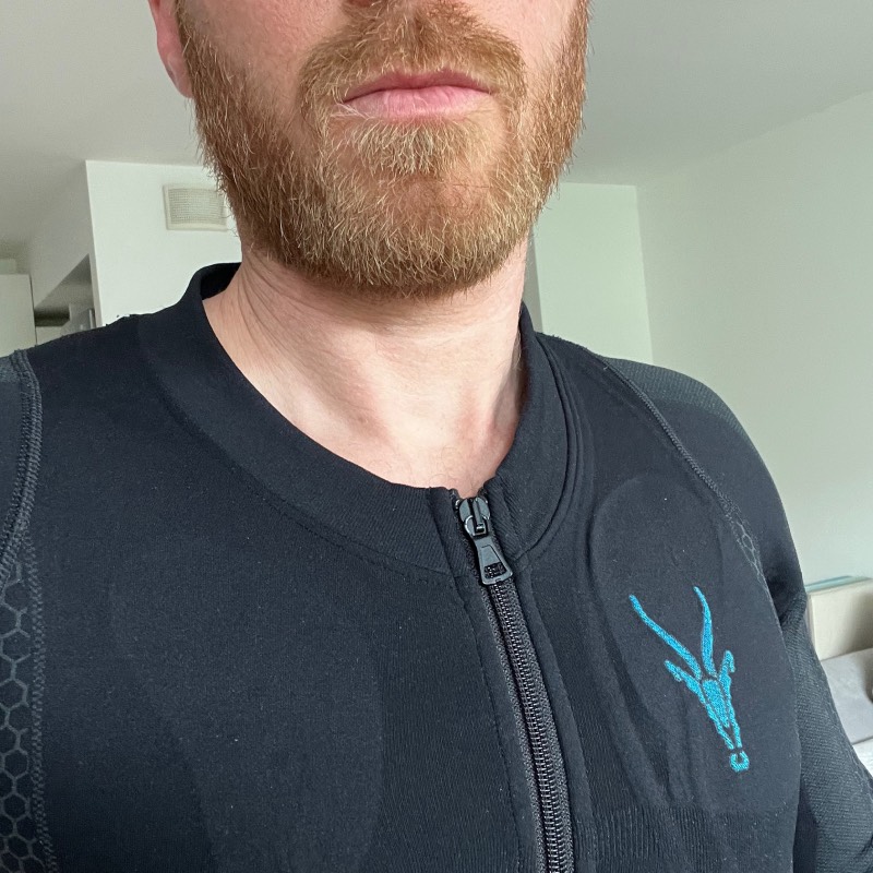 EMS-Anzug: "Antelope Evolution " von Beurer im Review von Beurer ©https://dadslife.de