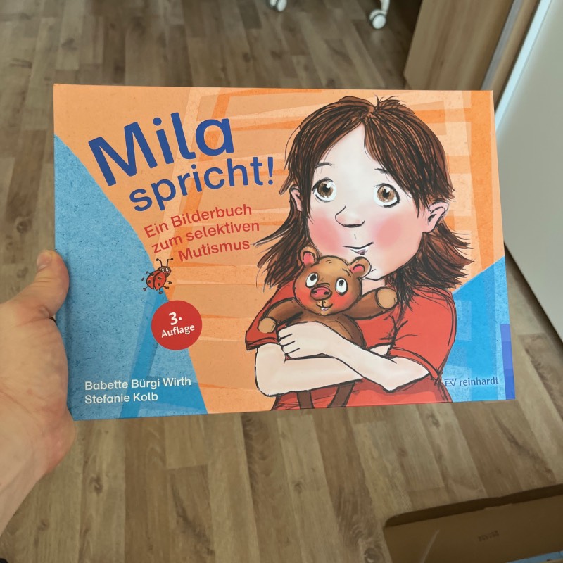 Bilderbuch: "Mila spricht!" von reinhardt im Review von reinhardt ©https://dadslife.de